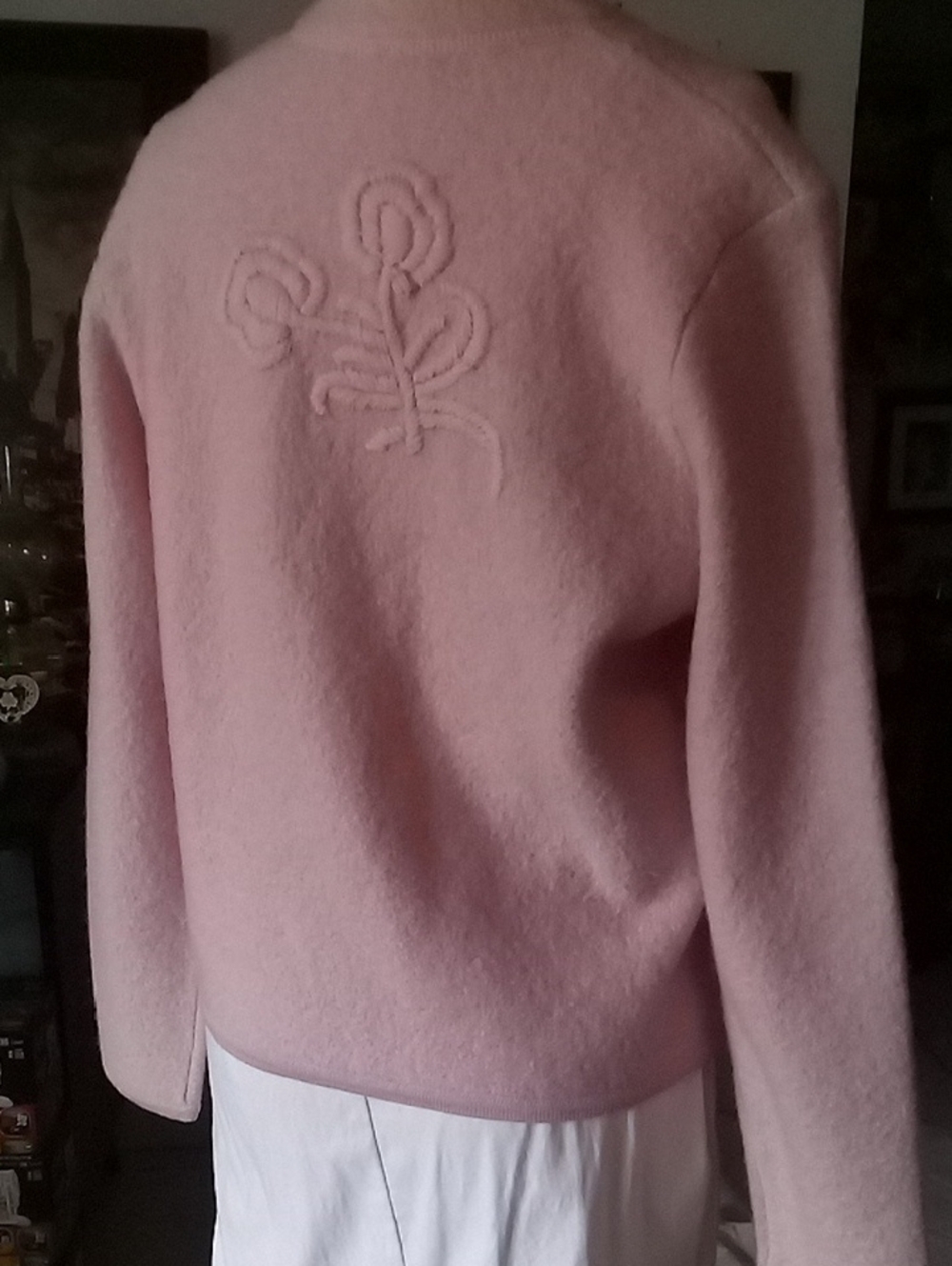 Chic Pink Embroidered Cardigan 100% Wool - Picture 4 of 4
